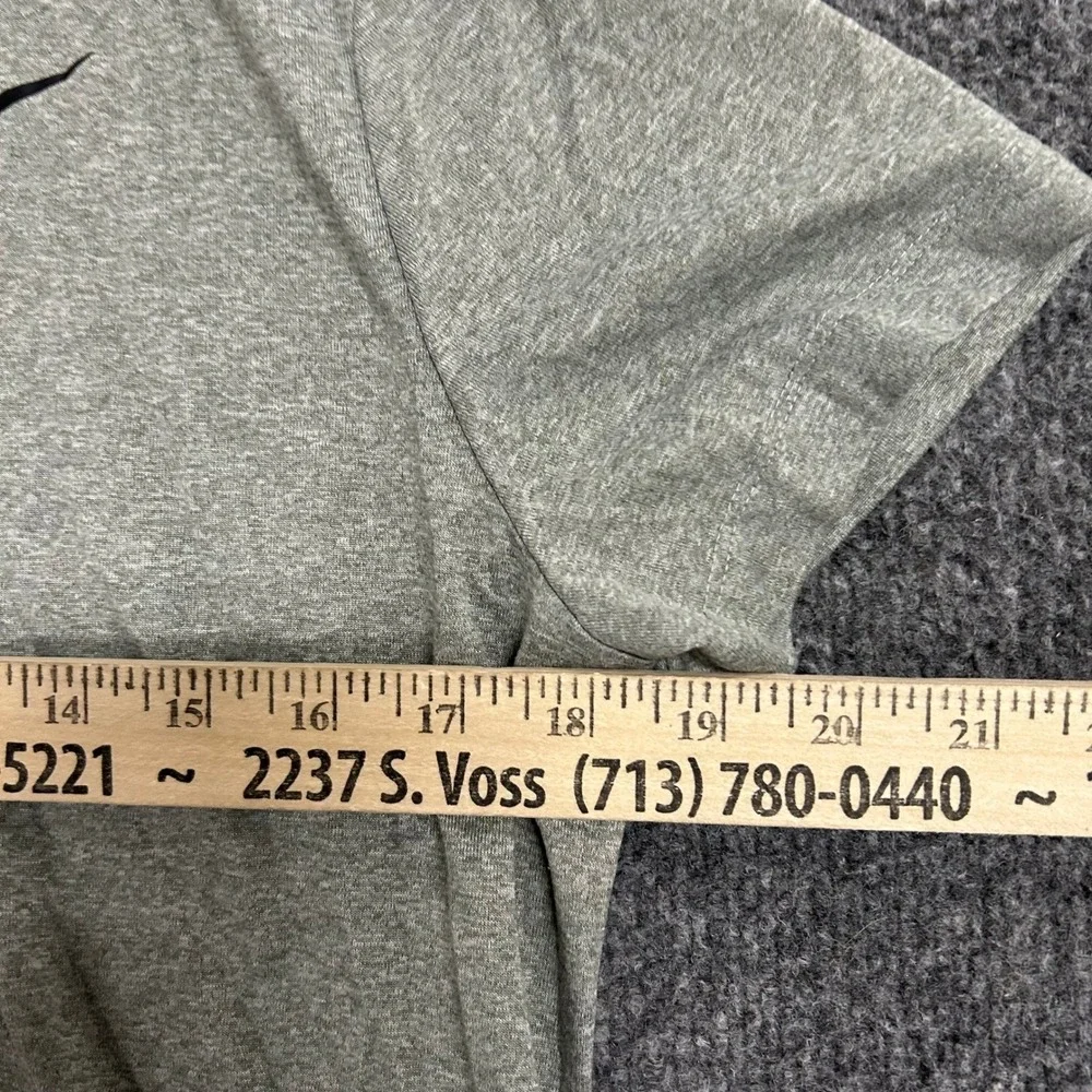 Nike T-Shirt Womens Size L Gray Dri-Fit Short Sleeve Athletic Heathered Crew